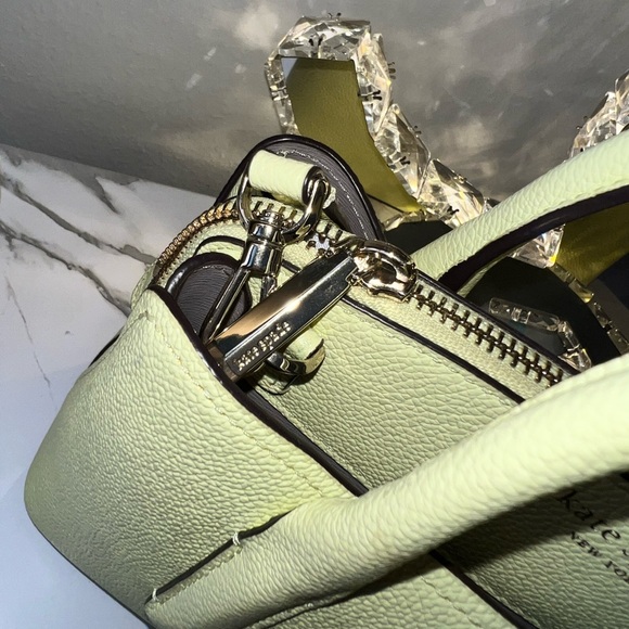 Kate Spade Collection - Picture 5 of 12